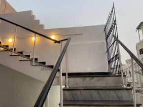 Luxurious 2 Bedroom 120 Yard portion